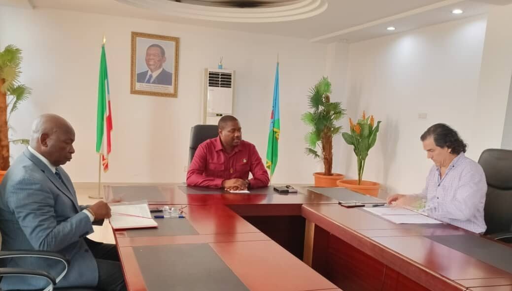 Roberto Nzang Abuy Mokoko y la FEGUIFUT planifican el próximo partido del Nzalang